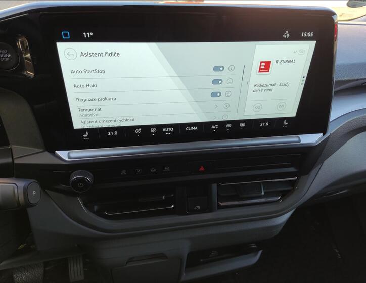 Volkswagen Caravelle 9