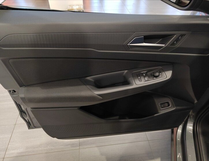 Ford Tourneo Connect MPV 1,5 l 110 kw