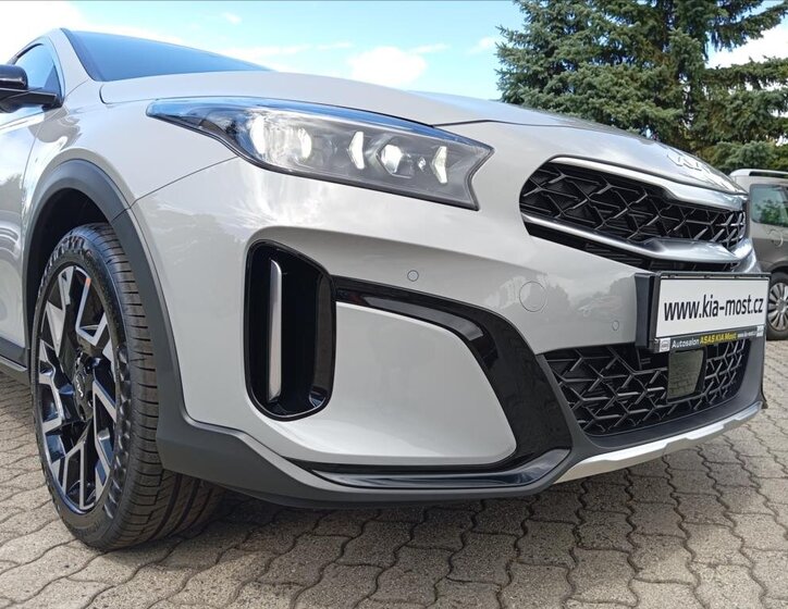 KIA XCeed 13