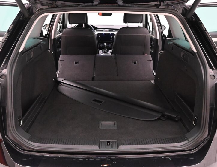 Volkswagen Passat 11