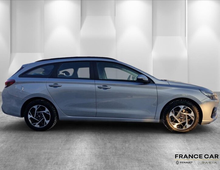 Hyundai i30 Kombi 998,0 73 kw