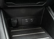 Mitsubishi Grandis SUV 1,3 l 104 kw