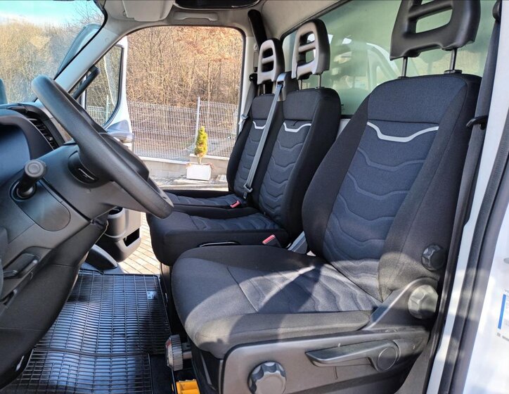 Iveco Daily Skříň 3,0 l 132 kw
