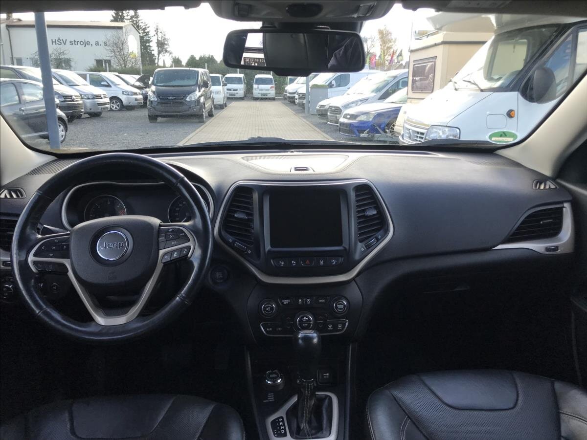 Jeep Cherokee Kombi 2,0 l 125 kw