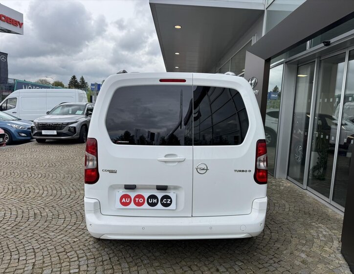 Opel Combo MPV 1,5 l 96 kw