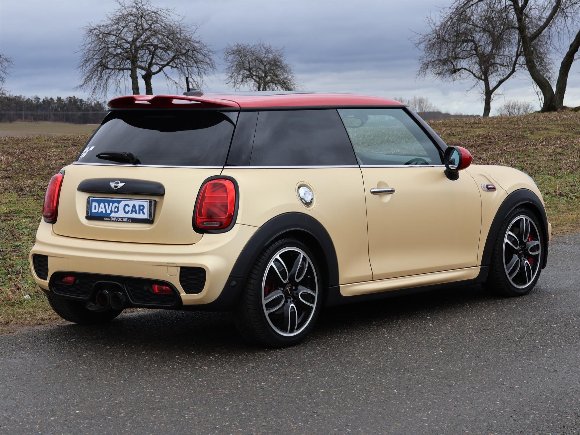 Mini Cooper Hatchback 2,0 l 170 kw
