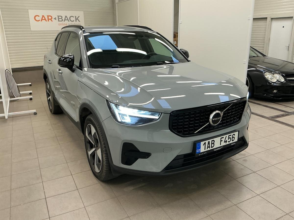 Volvo XC40 SUV 2,0 l 120 kw