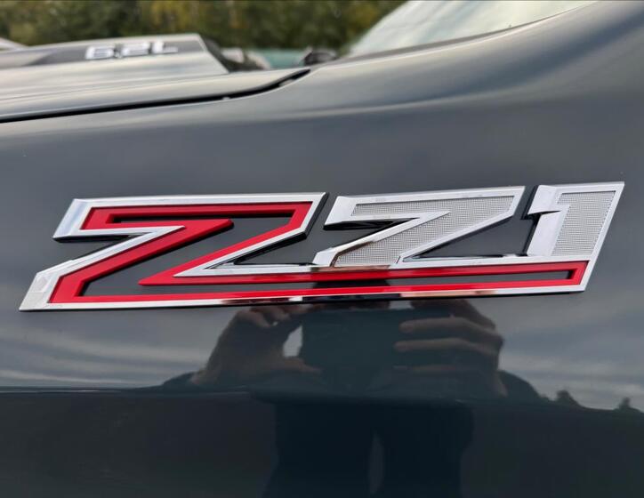 Chevrolet Silverado 32