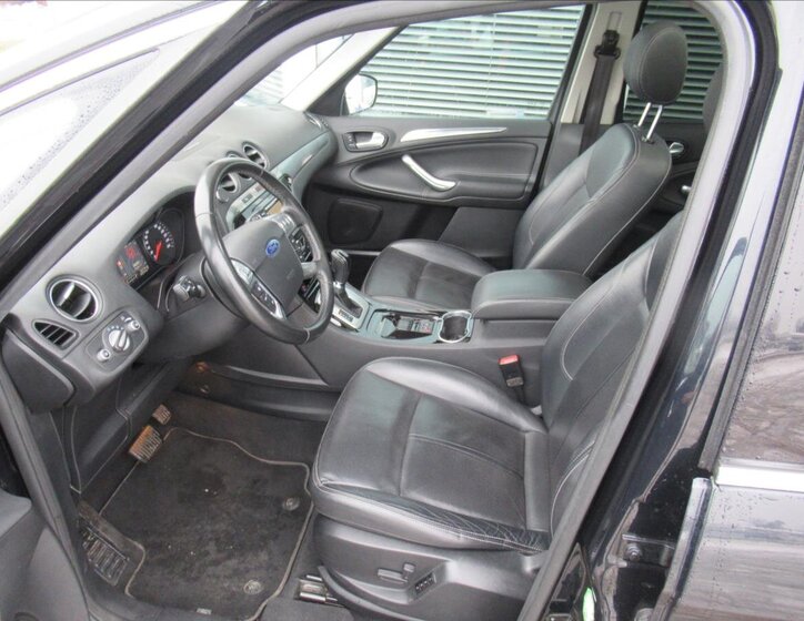 Ford S-MAX Kombi 2,0 l 149 kw