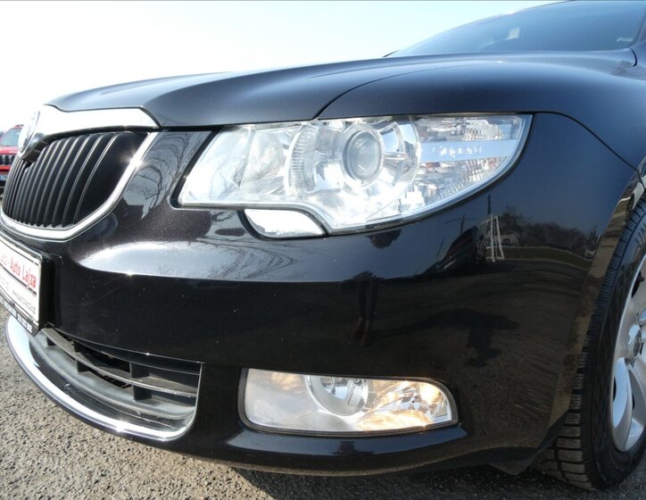 Škoda Superb Kombi 2,0 l 103 kw