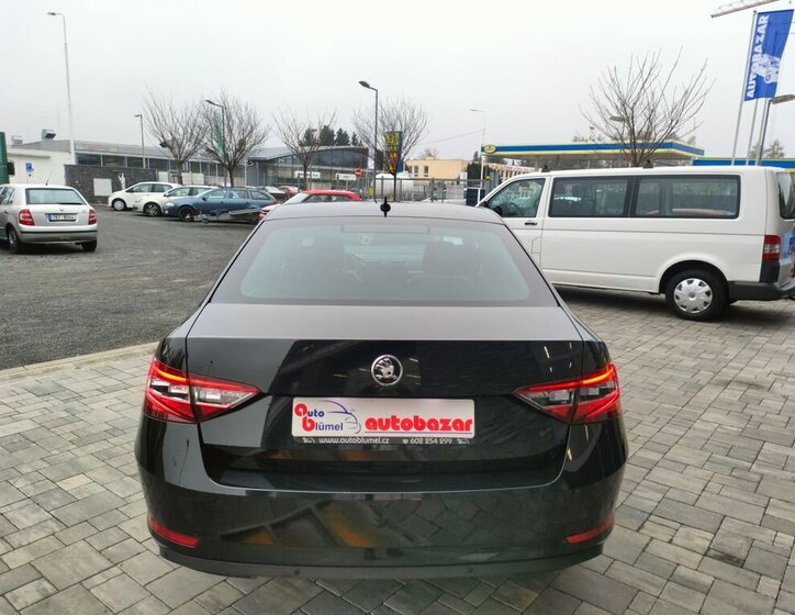 Škoda Superb 3