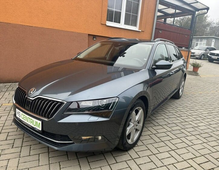Škoda Superb Kombi 2,0 l 140 kw