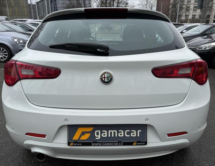 Alfa Romeo Giulietta 8