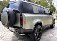 Land Rover Defender 8