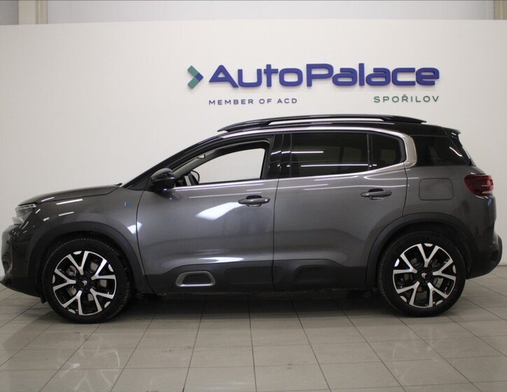 Citroën C5 Aircross SUV 1,6 l 165 kw