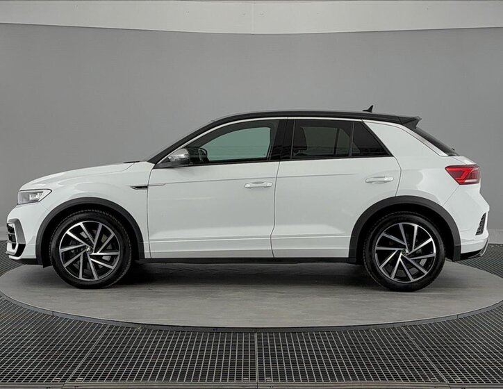 Volkswagen T-Roc SUV / Terénní 2,0 l 221 kw