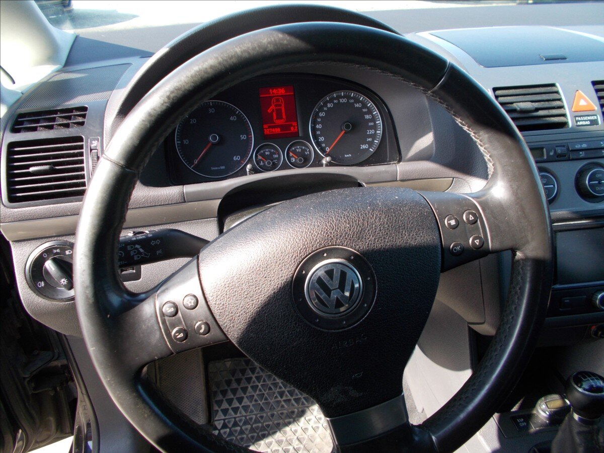 Volkswagen Touran MPV 1,9 l 77 kw