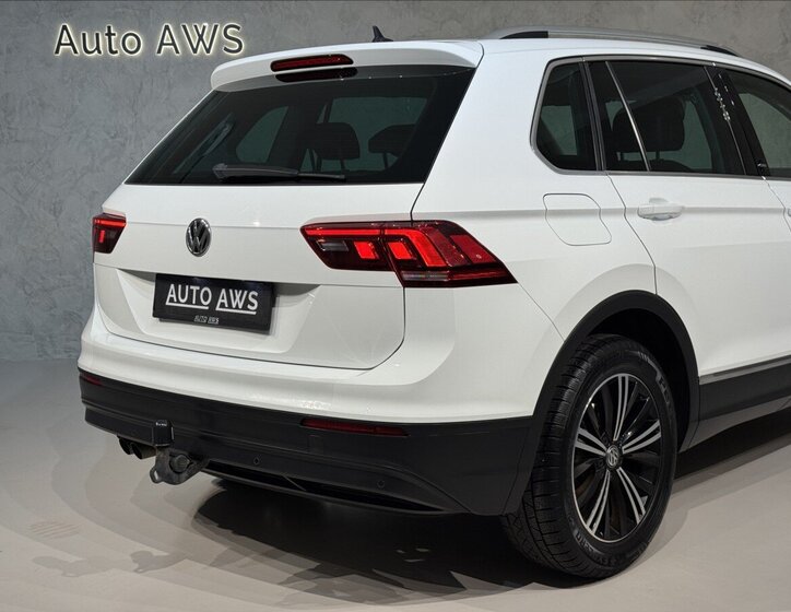Volkswagen Tiguan 9