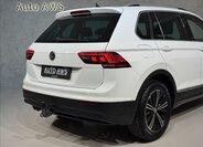 Volkswagen Tiguan 9