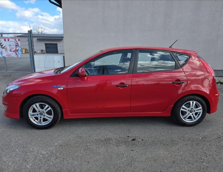 Hyundai i30 Hatchback 1,4 l 77 kw