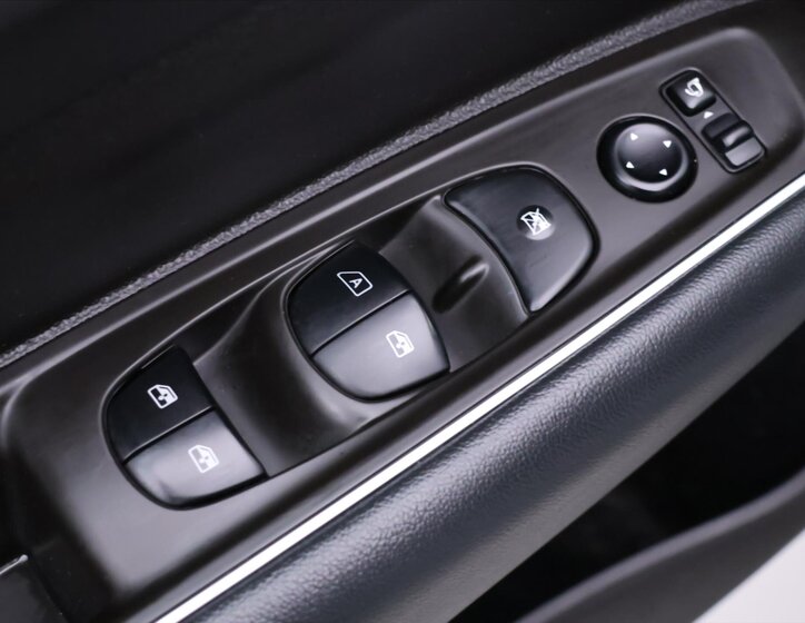 Renault Koleos SUV / Terénní 2,0 l 313 kw