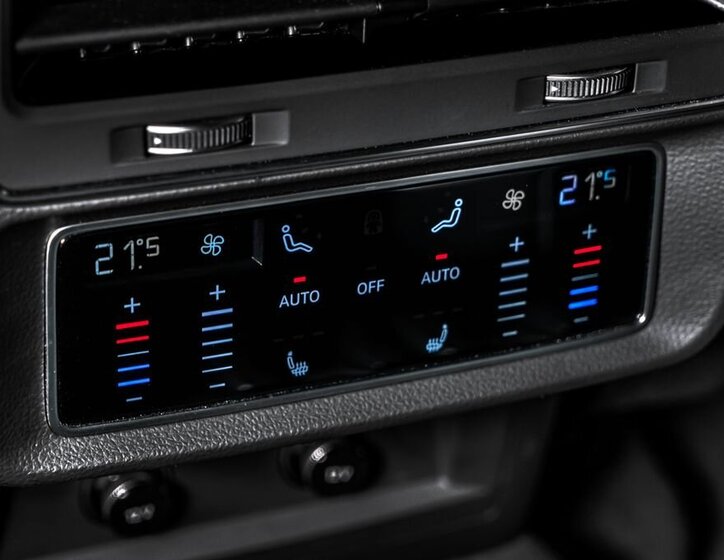 Audi Q8 SUV / Terénní 3,0 l 210 kw