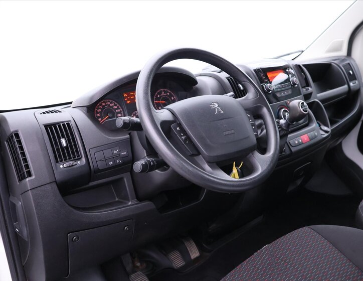 Peugeot Boxer 23