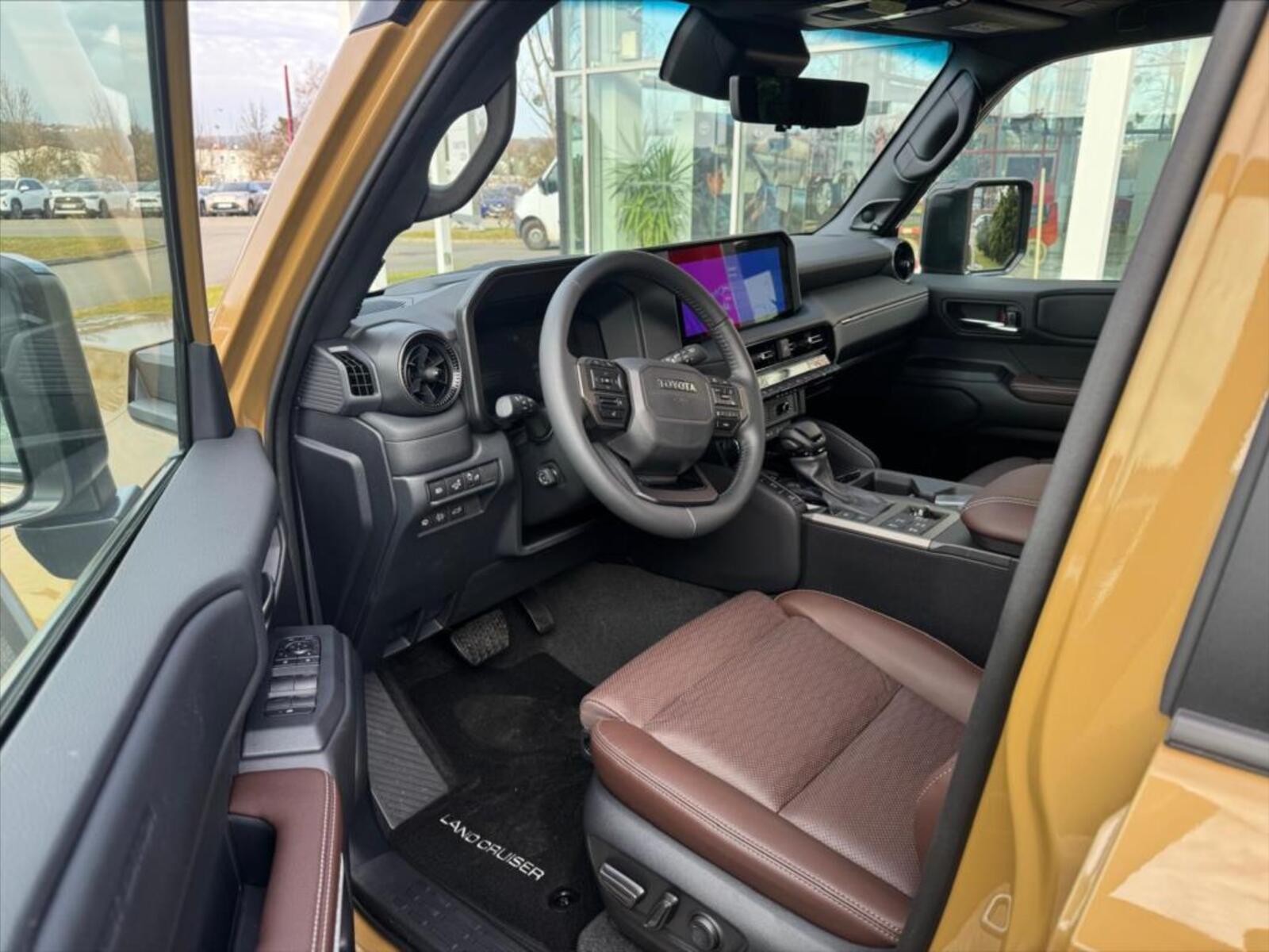 Toyota Land Cruiser 9