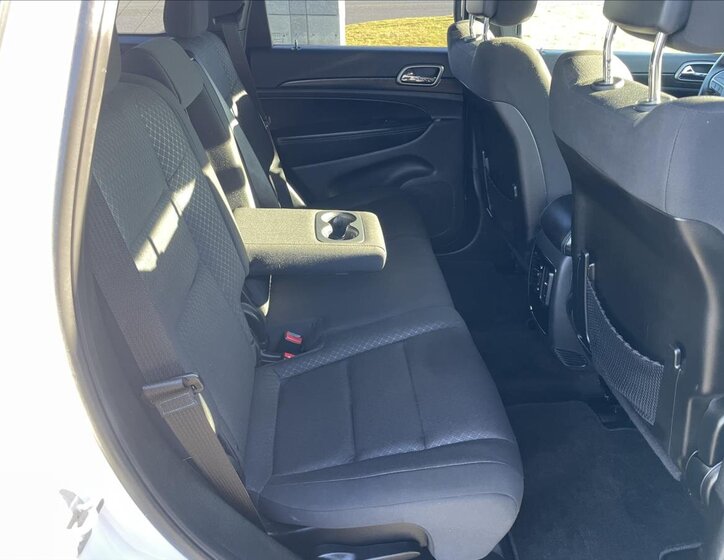 Jeep Grand Cherokee 11