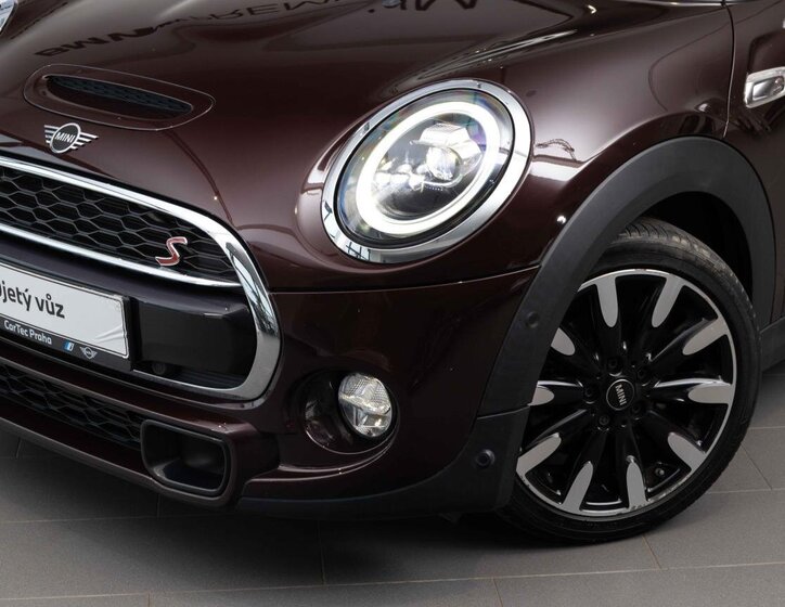 Mini Cooper Hatchback 2,0 l 141 kw