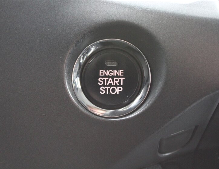 KIA Sportage SUV / Terénní 2,0 l 120 kw