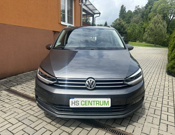 Volkswagen Touran 11