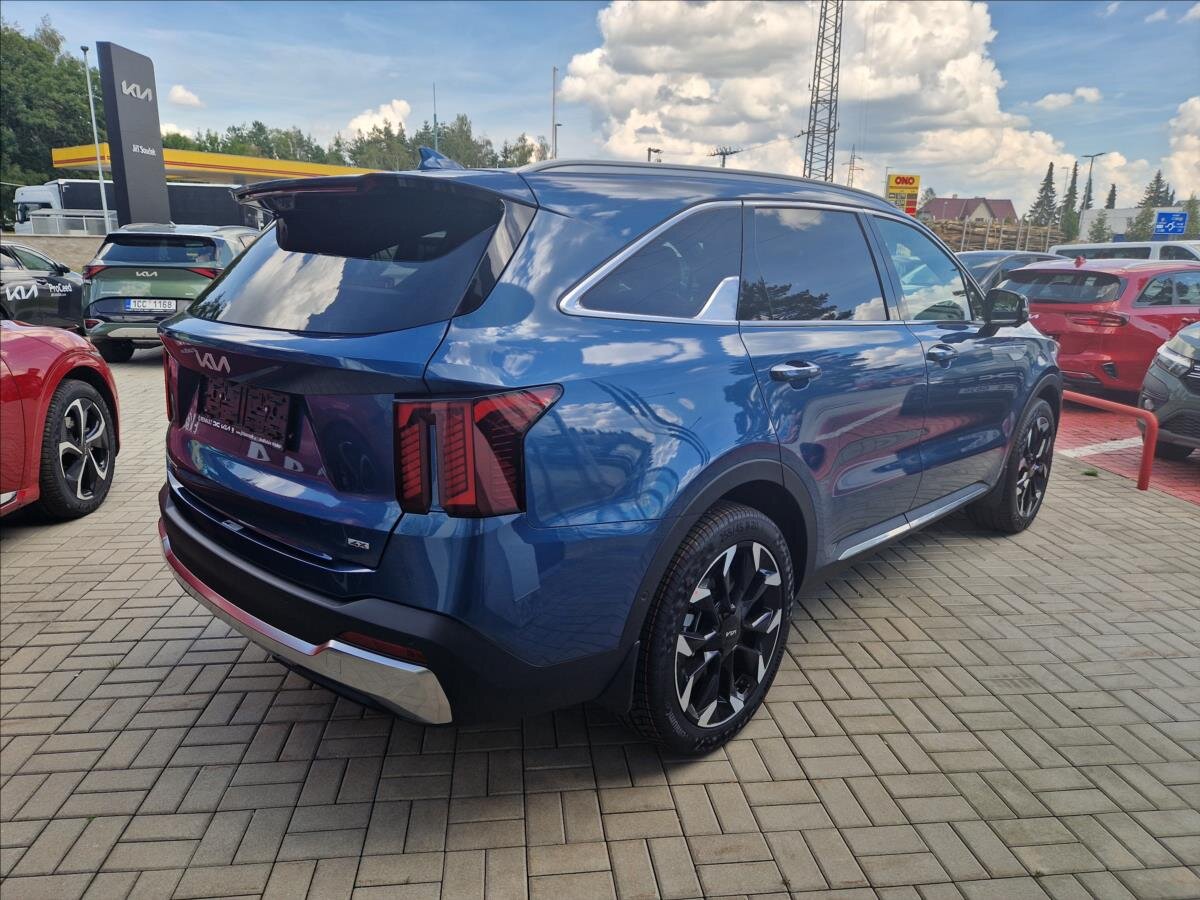 KIA Sorento SUV / Terénní 2,2 l 142 kw