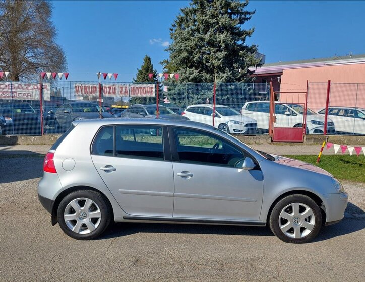 Volkswagen Golf Hatchback 1,4 l 59 kw