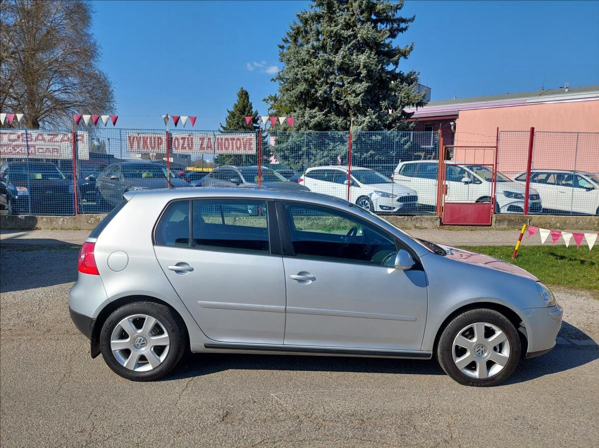 Volkswagen Golf Hatchback 1,4 l 59 kw