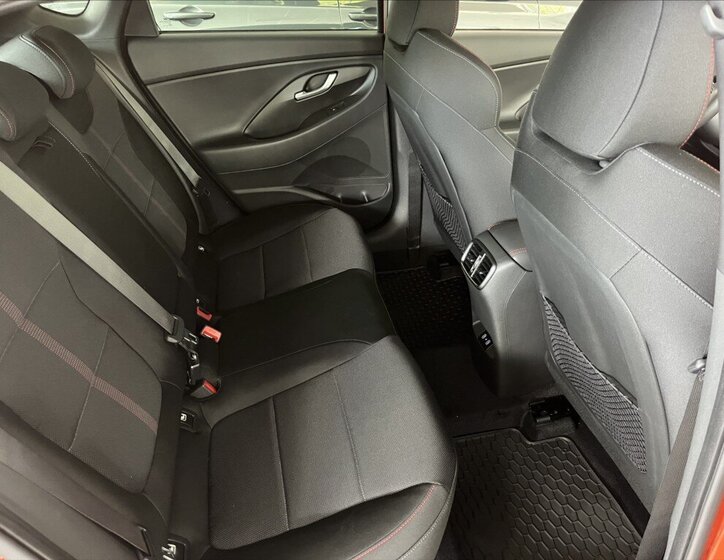 Hyundai i30 Liftback 1,5 l 103 kw