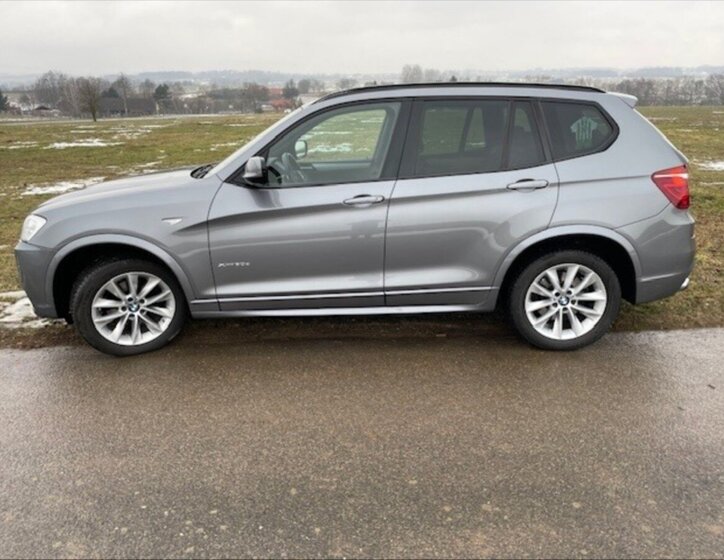 BMW X3 Kombi 3,0 l 190 kw