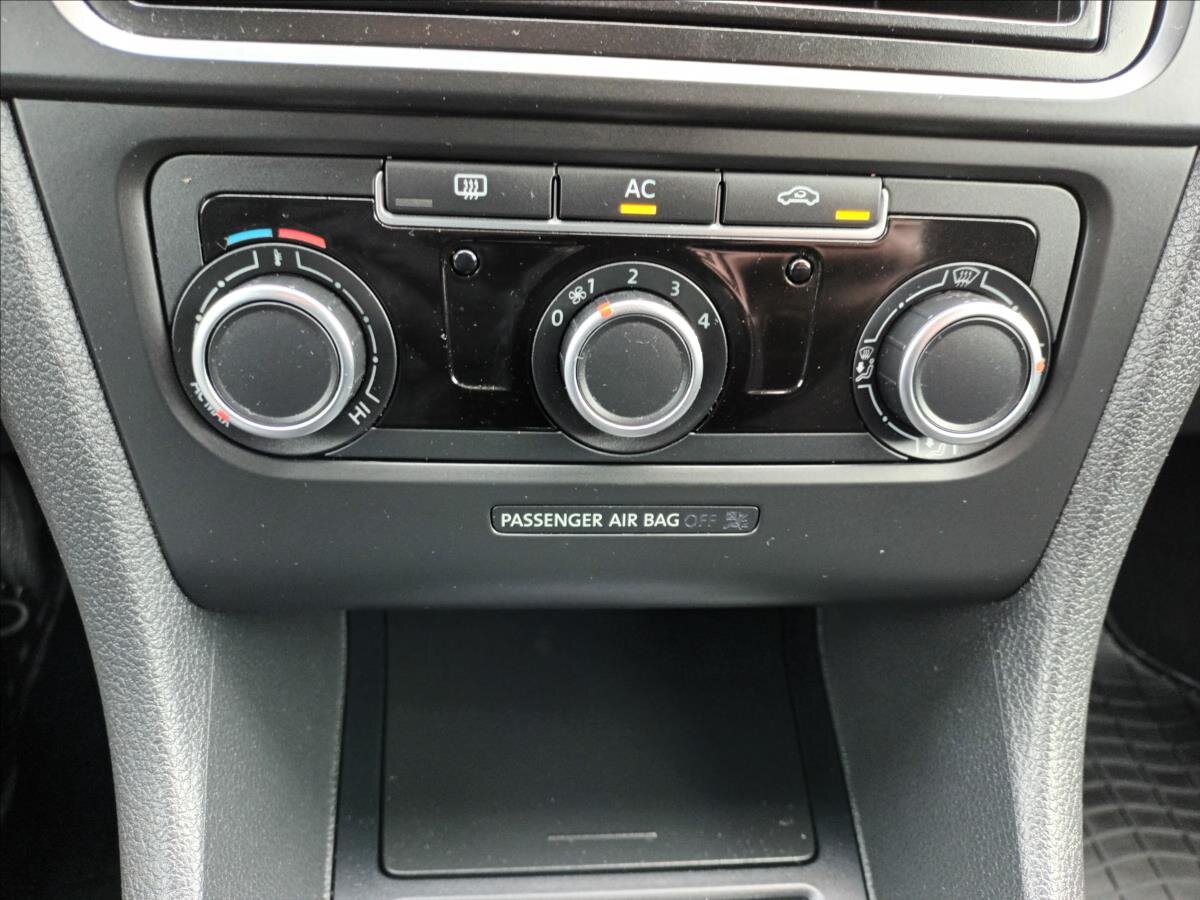 Volkswagen Golf Hatchback 1,4 l 59 kw