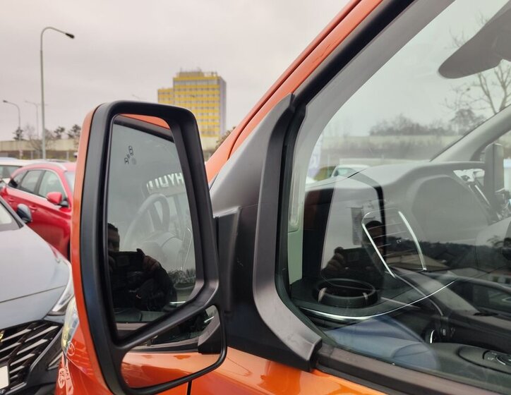 Ford Tourneo Custom 30