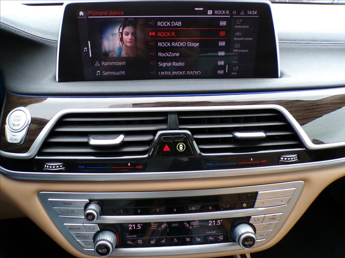 BMW Řada 7 Sedan / Limuzína 3,0 l 195 kw