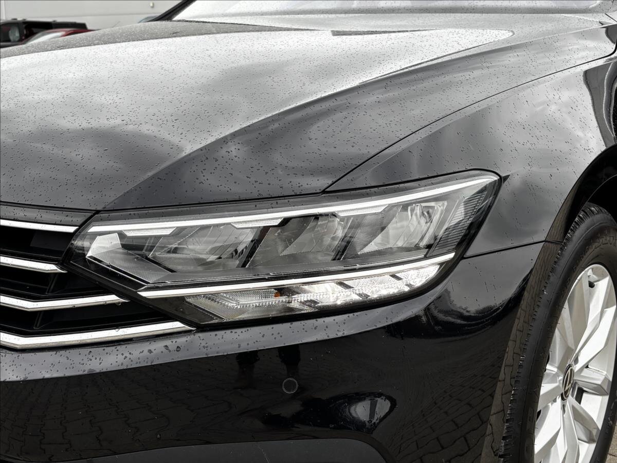 Volkswagen Passat Kombi 1,5 l 110 kw