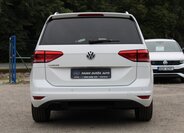 Volkswagen Touran 6