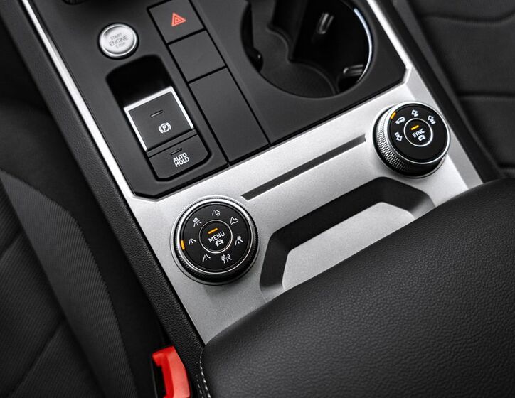 Volkswagen Touareg 14