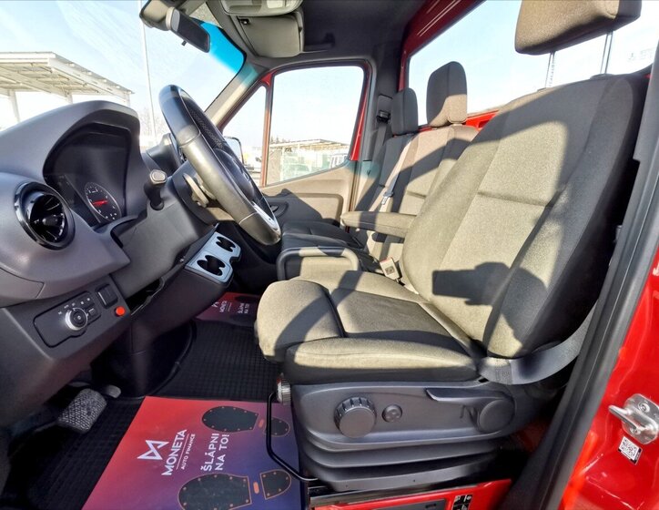 Mercedes-Benz Sprinter Valník 3,0 l 140 kw
