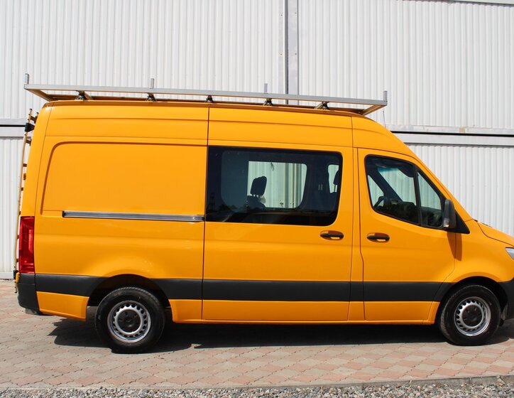 Mercedes-Benz Sprinter Užitková 2,1 l 120 kw