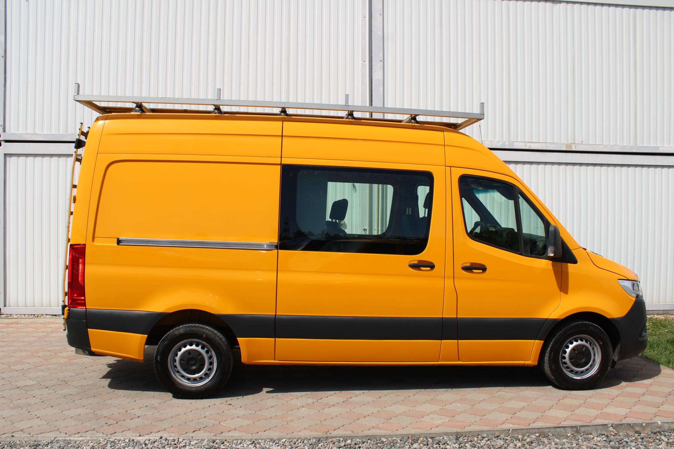 Mercedes-Benz Sprinter Užitková 2,1 l 120 kw