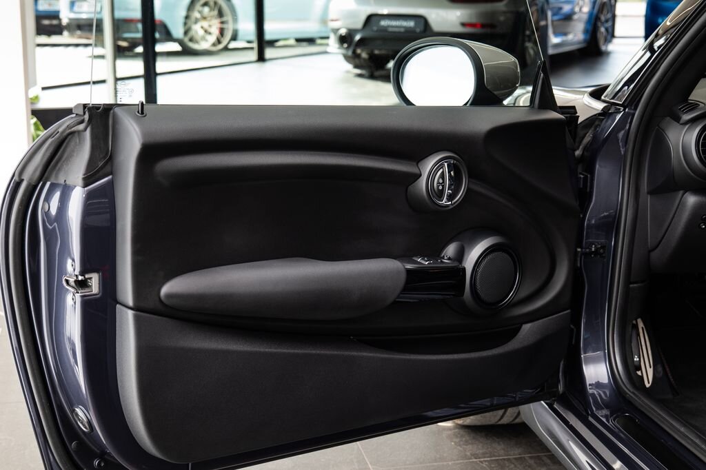 Mini Cooper Hatchback 2,0 l 225 kw