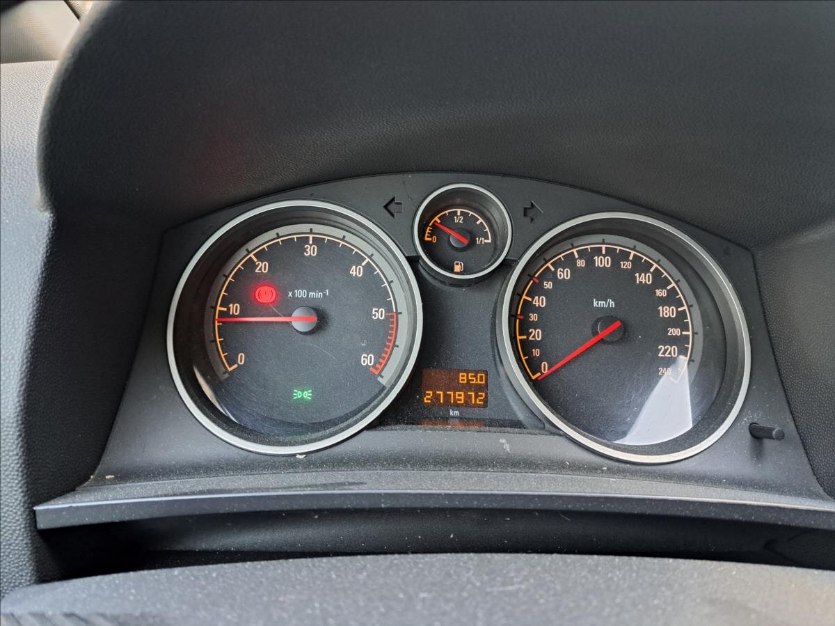 Opel Zafira MPV 1,9 l 88 kw