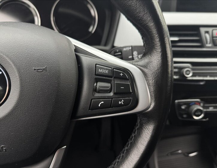 BMW X1 SUV 2,0 l 110 kw