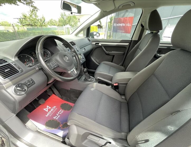 Volkswagen Touran MPV 1,6 l 66 kw